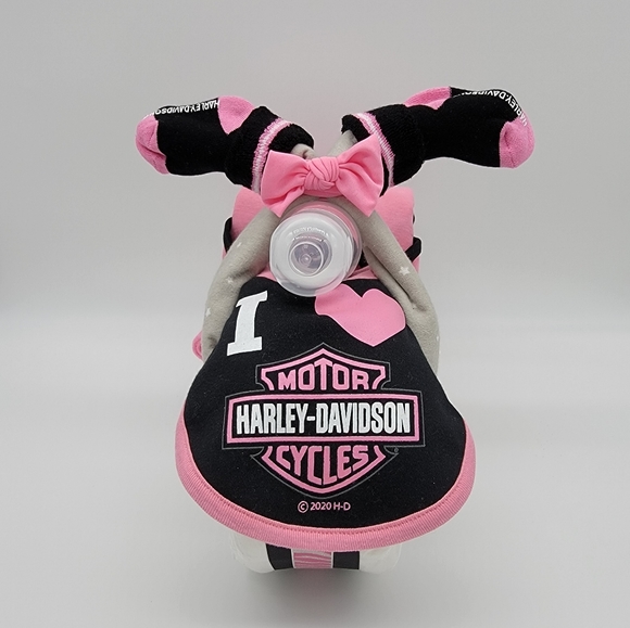 Pink Harley Davidson motorcycle diaper cake - Picture 4 of 15